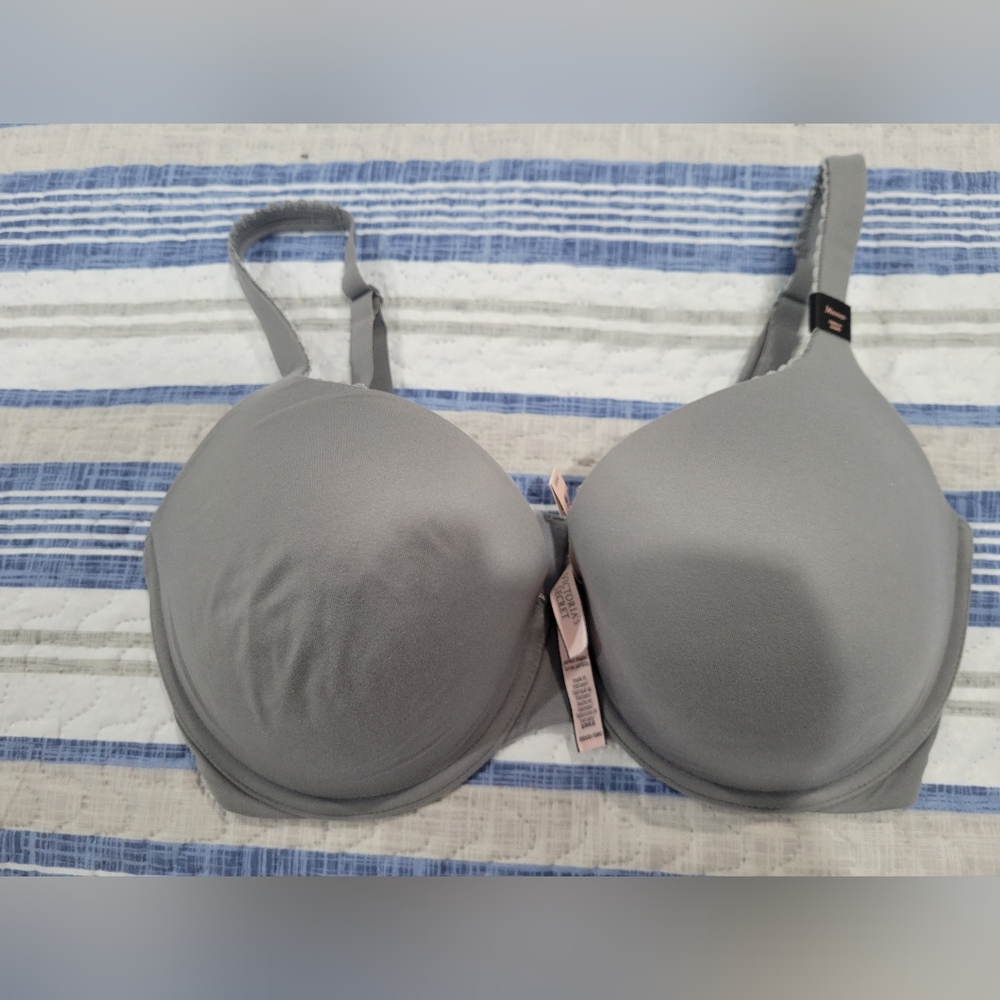 Victoria's Secrets bra